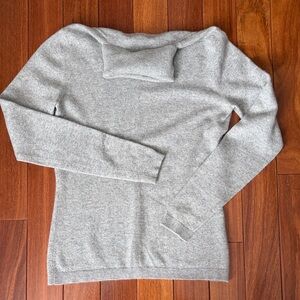Banana Republic Light Gray Cashmere Women's Turtleneck Sweater